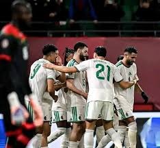 江郎山体育嘉年华打造新年登高新场景